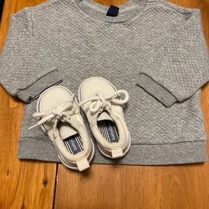 Quilted baby GAP Sweater & Shoe